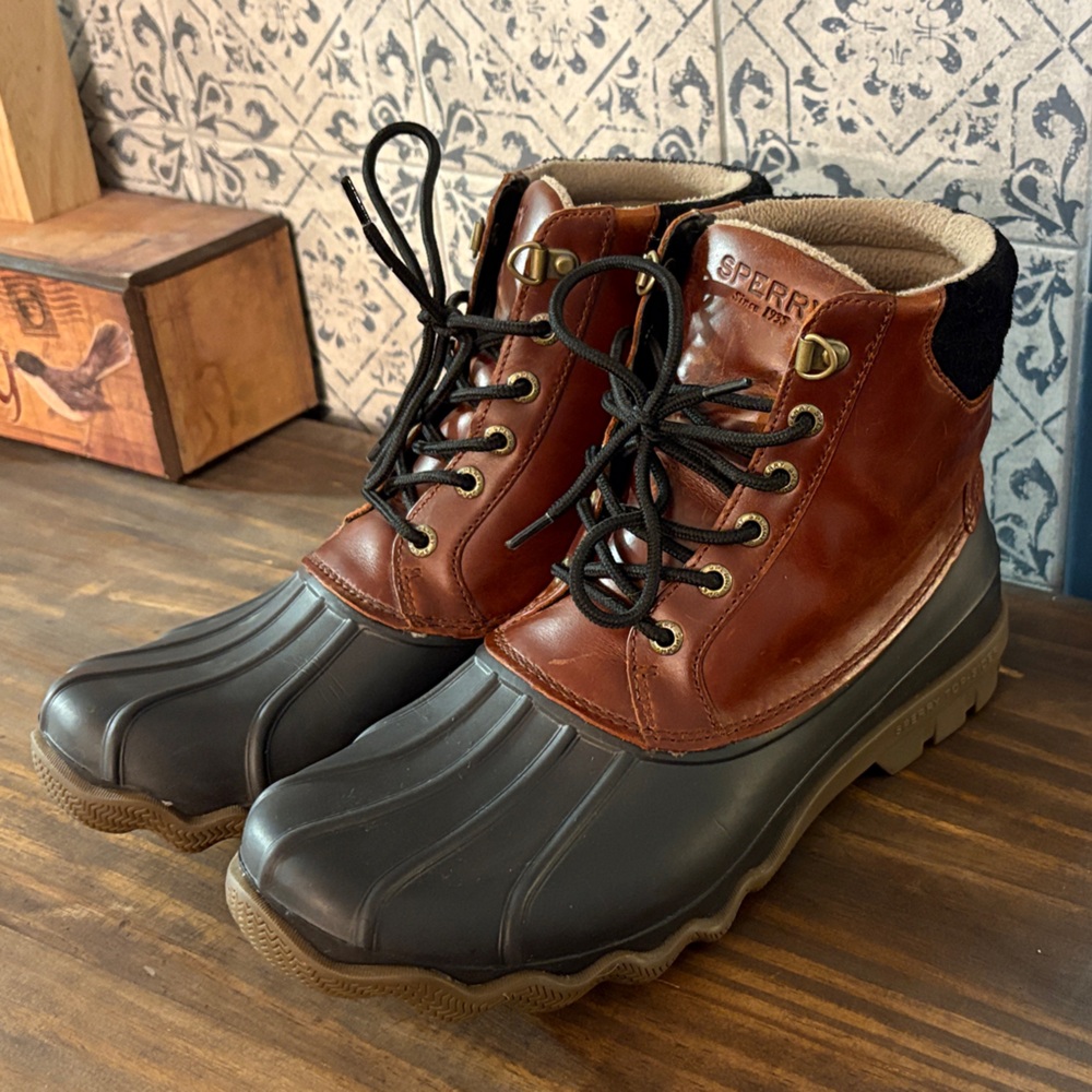 Sperry Men's Leather and Rubber Boots
